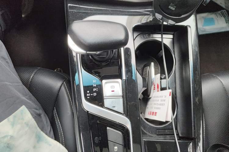 Used Geely Auto Emgrand GT 2021 1.8T Flagship Edition+ Gear Lever