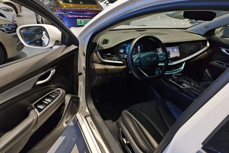 Used Geely Auto Emgrand GT 2021 1.8T Flagship Edition+ Interior 2
