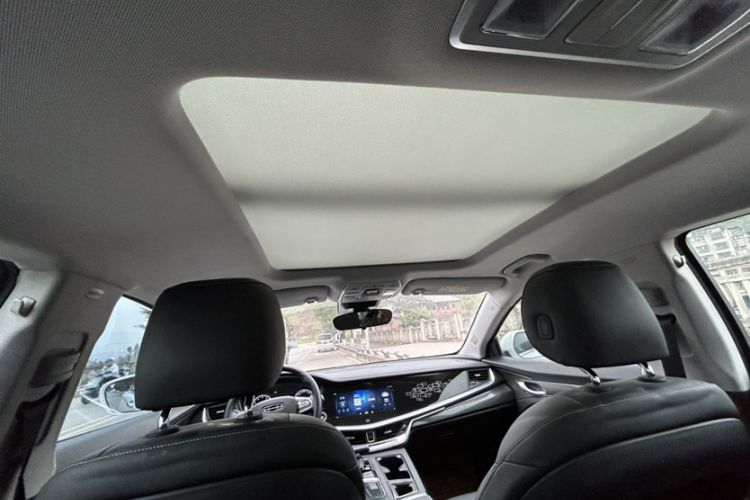 Used Geely Auto Emgrand GT 2021 1.8T Flagship Edition Interior 3