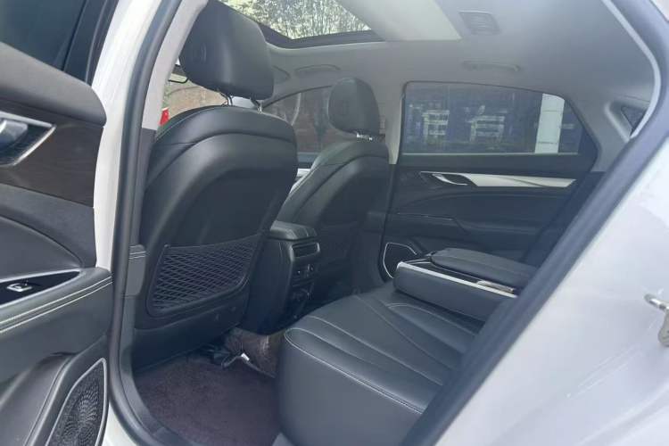 Used Geely Auto Emgrand GT 2021 1.8T Flagship Edition+ Interior 3