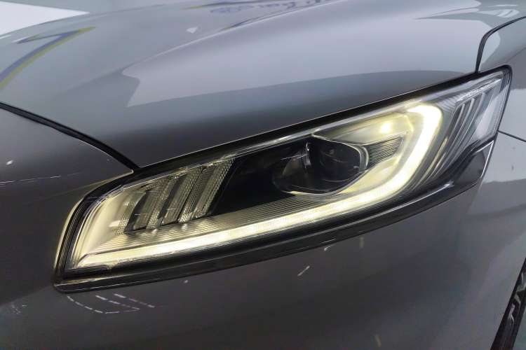 Used Geely Auto Emgrand GT 2021 1.8T Flagship Edition+ Left Front Headlight