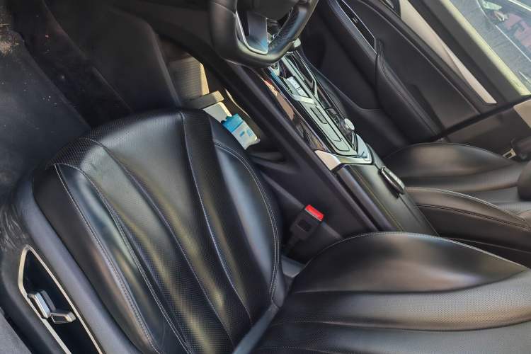 Used Geely Auto Emgrand GT 2021 1.8T Flagship Edition Left Front Seat