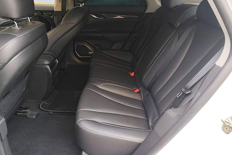 Used Geely Auto Emgrand GT 2021 1.8T Flagship Edition Left Rear Seat