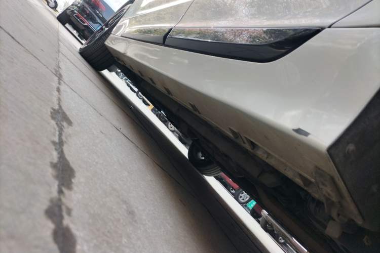 Used Geely Auto Emgrand GT 2021 1.8T Flagship Edition+ Left Side Sill