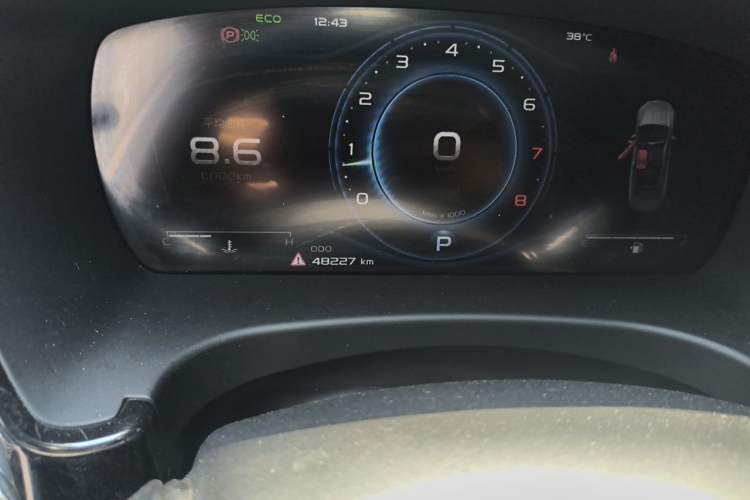 Used Geely Auto Emgrand GT 2021 1.8T Flagship Edition+ Odometer Close Up