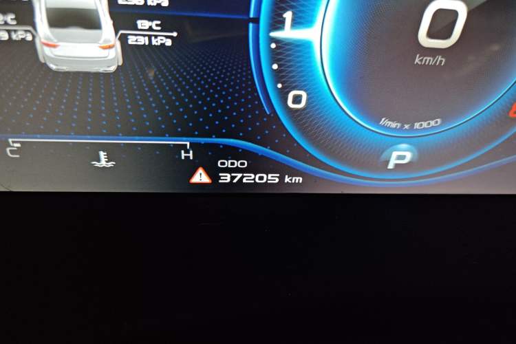Used Geely Auto Emgrand GT 2021 1.8T Flagship Edition+ Odometer Close Up