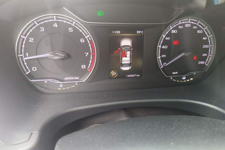 Used Geely Auto Emgrand GT 2021 1.8T Flagship Edition Odometer Close Up