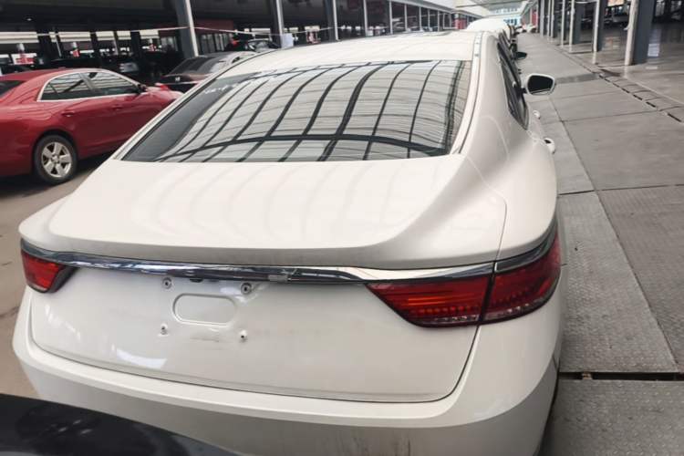 Used Geely Auto Emgrand GT 2021 1.8T Flagship Edition Rear