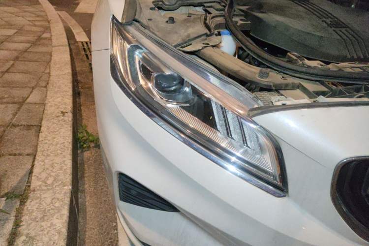Used Geely Auto Emgrand GT 2021 1.8T Flagship Edition+ Right Front Headlight