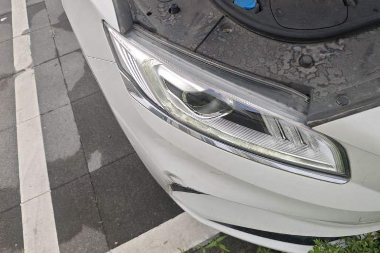 Used Geely Auto Emgrand GT 2021 1.8T Flagship Edition+ Right Front Headlight