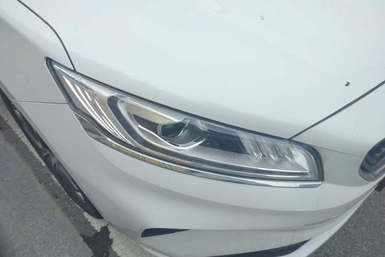 Used Geely Auto Emgrand GT 2021 1.8T Flagship Edition Right Front Headlight