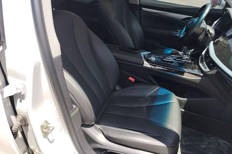 Used Geely Auto Emgrand GT 2021 1.8T Flagship Edition+ Right Front Seat
