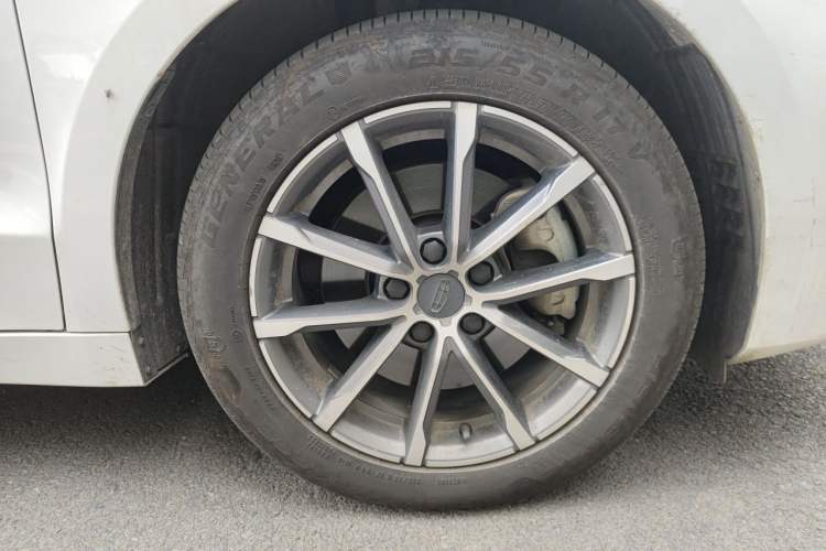 Used Geely Auto Emgrand GT 2021 1.8T Flagship Edition+ Right Front Wheel Hub