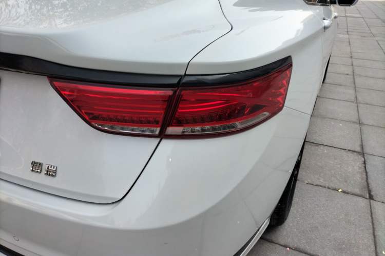 Used Geely Auto Emgrand GT 2021 1.8T Flagship Edition+ Right Rear Taillight