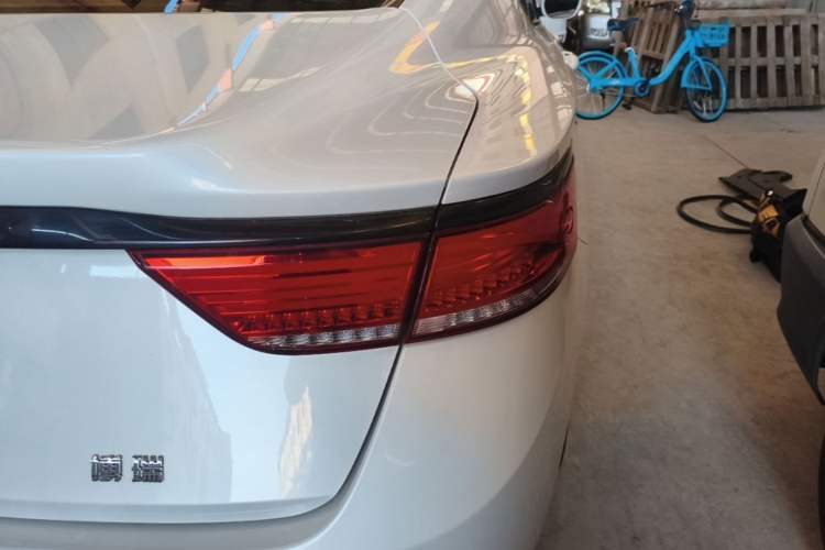 Used Geely Auto Emgrand GT 2021 1.8T Flagship Edition+ Right Rear Taillight