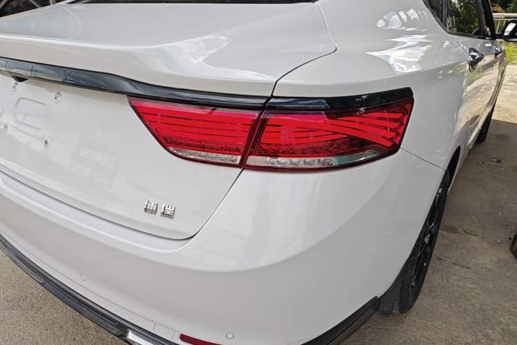 Used Geely Auto Emgrand GT 2021 1.8T Flagship Edition+ Right Rear Taillight
