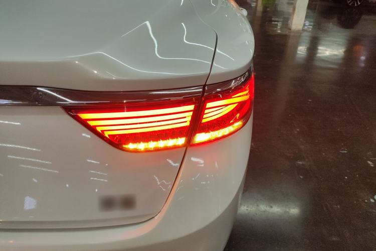 Used Geely Auto Emgrand GT 2021 1.8T Flagship Edition+ Right Rear Taillight