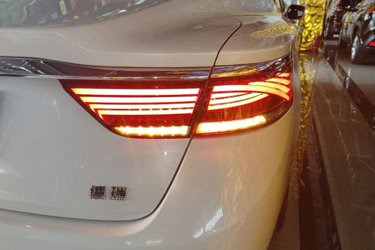 Used Geely Auto Emgrand GT 2021 1.8T Flagship Edition Right Rear Taillight