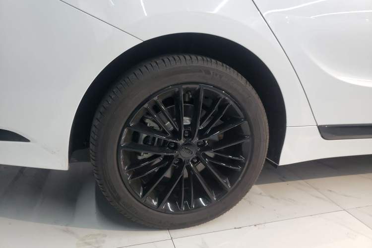 Used Geely Auto Emgrand GT 2021 1.8T National Style Edition Right Rear Wheel Hub