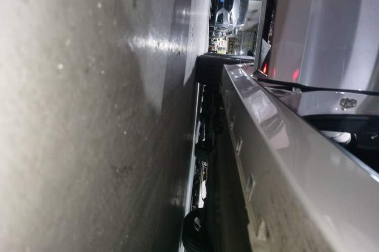 Used Geely Auto Emgrand GT 2021 1.8T Flagship Edition+ Right Side Sill