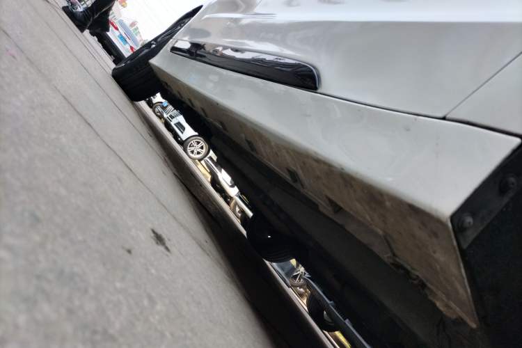 Used Geely Auto Emgrand GT 2021 1.8T Flagship Edition+ Right Side Sill