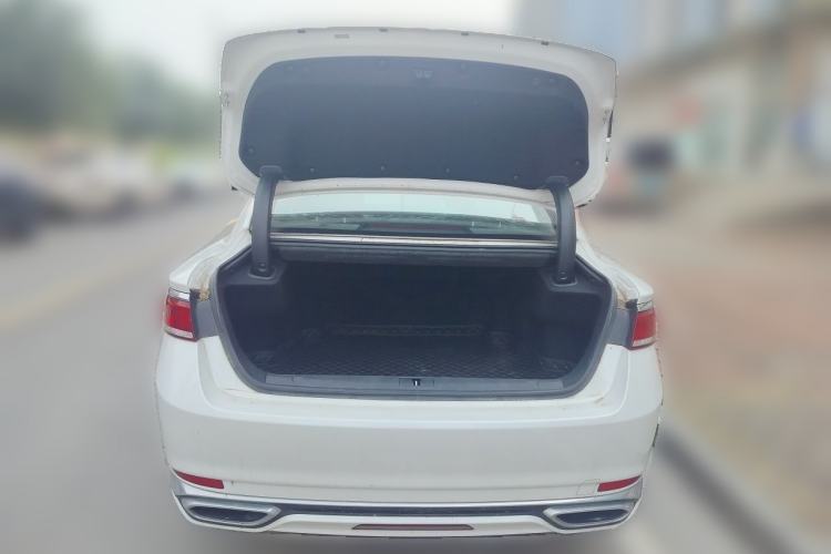 Used Geely Auto Emgrand GT 2021 1.8T Flagship Edition Trunk