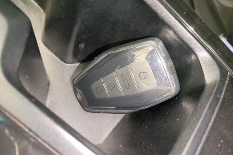 Used Geely Auto Emgrand GT 2021 1.8T Flagship Edition Vehicle Key