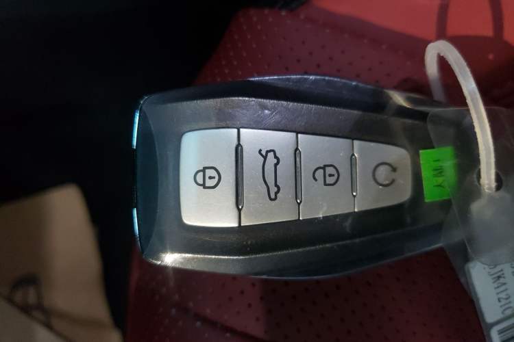 Used Geely Auto Emgrand GT 2021 1.8T National Style Edition Vehicle Key