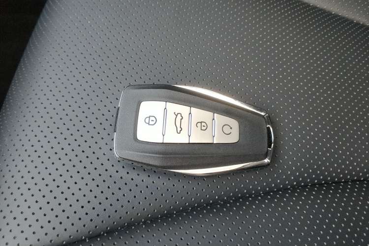 Used Geely Auto Emgrand GT 2021 1.8T Flagship Edition Vehicle Key