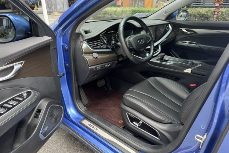 Used Geely Auto Emgrand GT New Energy 2018 1.5T PHEV Yaoxiang Edition Interior 7