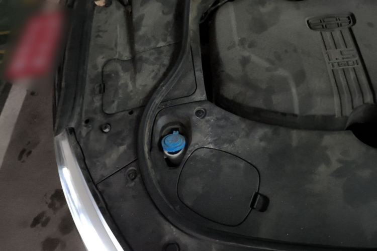Used Geely Auto Emgrand GT New Energy 2018 1.5T PHEV Yaoxiang Edition Engine Bay Right