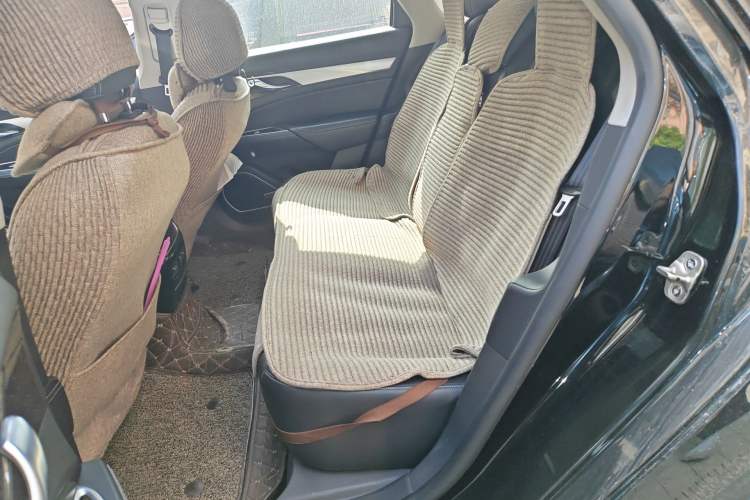 Used Geely Auto Emgrand GT New Energy 2018 1.5T PHEV Yaoxiang Edition Left Rear Seat