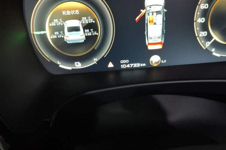 Used Geely Auto Emgrand GT New Energy 2018 1.5T PHEV Yaoxiang Edition Odometer Close Up
