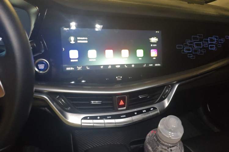 Used Geely Auto Emgrand GT New Energy 2018 1.5T PHEV Yao Ling Edition Audio And AC Panel