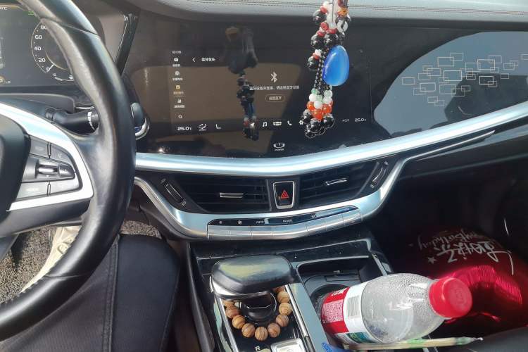 Used Geely Auto Emgrand GT New Energy 2018 1.5T PHEV Yao Ling Edition Audio And AC Panel
