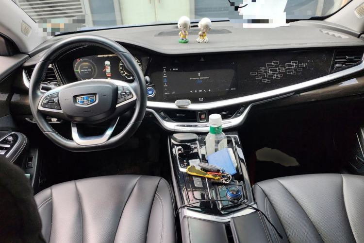 Used Geely Auto Emgrand GT New Energy 2018 1.5T PHEV Yaoxiang Edition Center Console