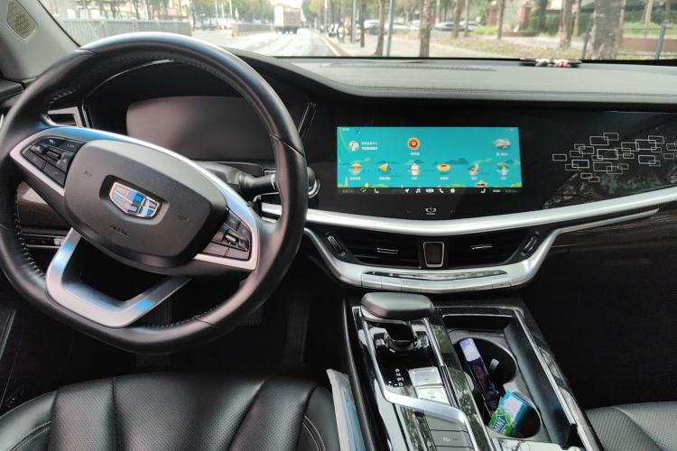 Used Geely Auto Emgrand GT New Energy 2018 1.5T PHEV Yao Ling Edition Center Console