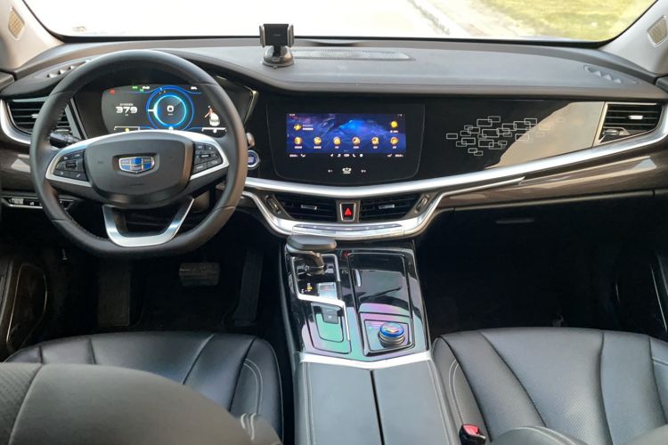 Used Geely Auto Emgrand GT New Energy 2018 1.5T PHEV Yaoyue Edition Center Console