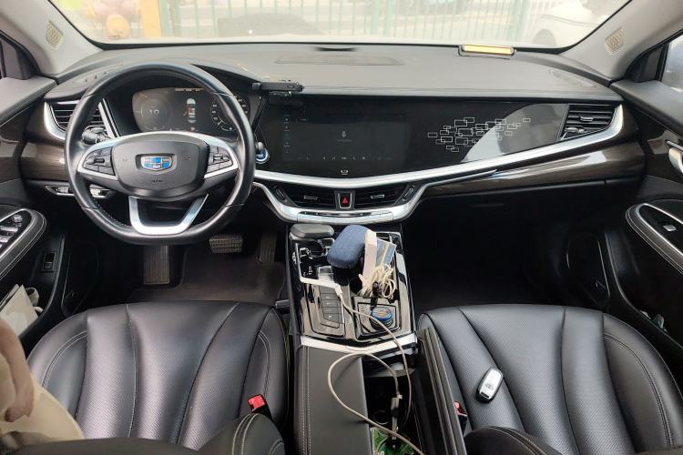 Used Geely Auto Emgrand GT New Energy 2018 1.5T PHEV Yao Ling Edition Center Console