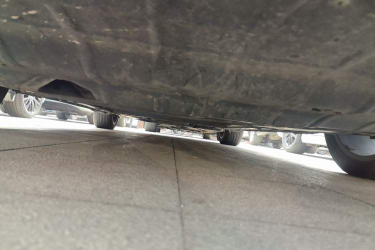 Used Geely Auto Emgrand GT New Energy 2018 1.5T PHEV Yao Ling Edition Chassis Front