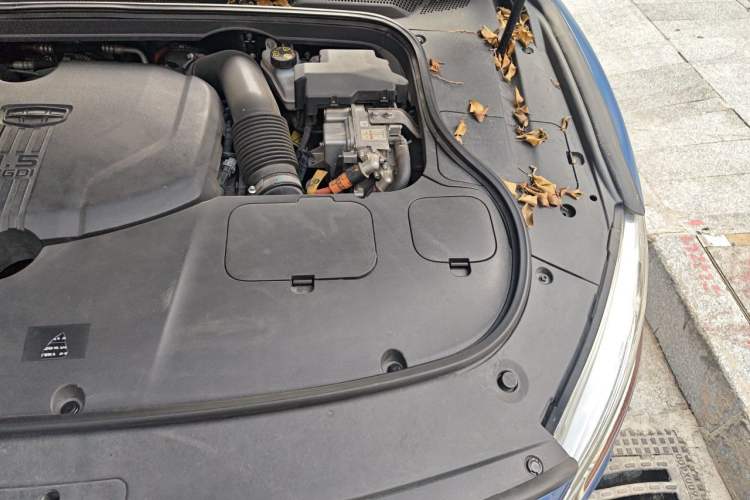 Used Geely Auto Emgrand GT New Energy 2018 1.5T PHEV Yao Ling Edition Engine Bay Left