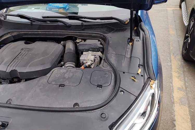 Used Geely Auto Emgrand GT New Energy 2018 1.5T PHEV Yao Ling Edition Engine Bay Left