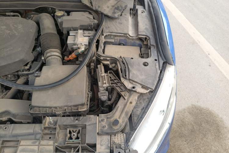Used Geely Auto Emgrand GT New Energy 2018 1.5T PHEV Yao Ling Edition Engine Bay Left