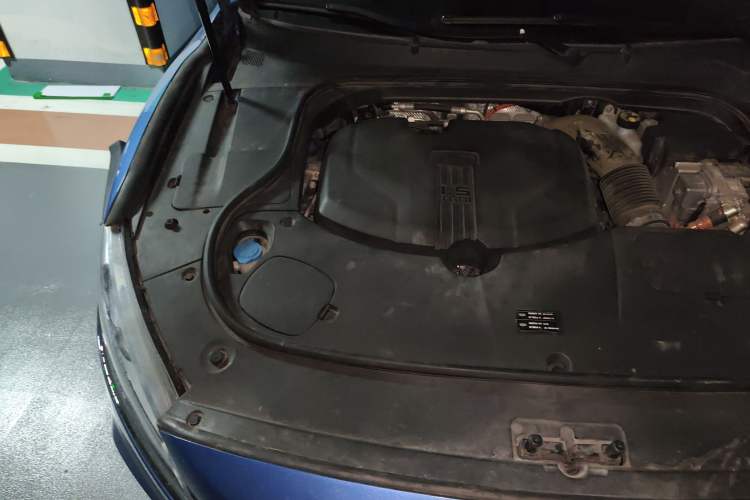 Used Geely Auto Emgrand GT New Energy 2018 1.5T PHEV Yaoxiang Edition Engine Bay Right