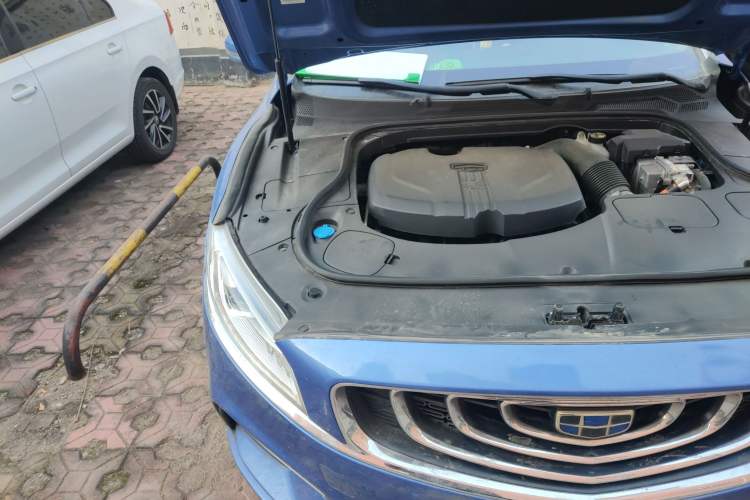 Used Geely Auto Emgrand GT New Energy 2018 1.5T PHEV Yaoxiang Edition Engine Bay Right
