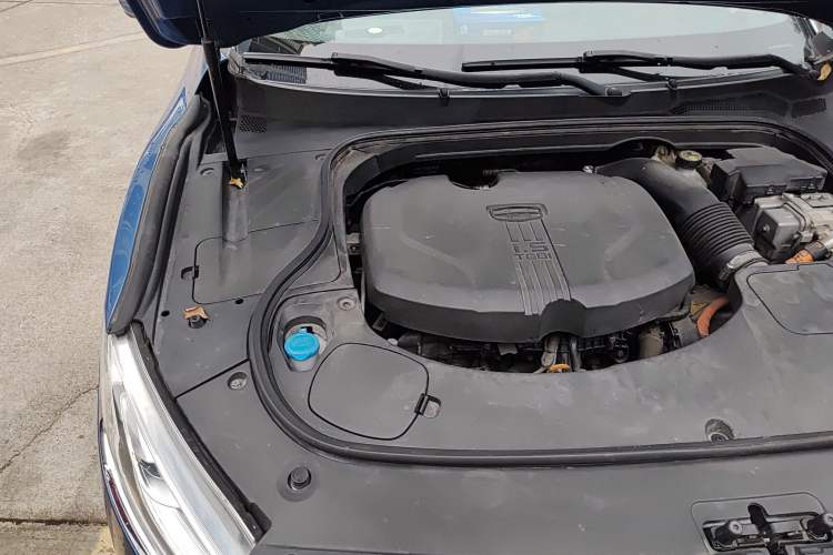 Used Geely Auto Emgrand GT New Energy 2018 1.5T PHEV Yao Ling Edition Engine Bay Right