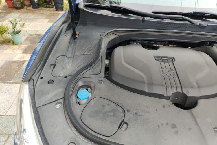 Used Geely Auto Emgrand GT New Energy 2018 1.5T PHEV Yaoxiang Edition Engine Bay Right