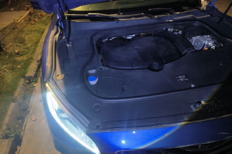 Used Geely Auto Emgrand GT New Energy 2018 1.5T PHEV Yao Ling Edition Engine Bay Right