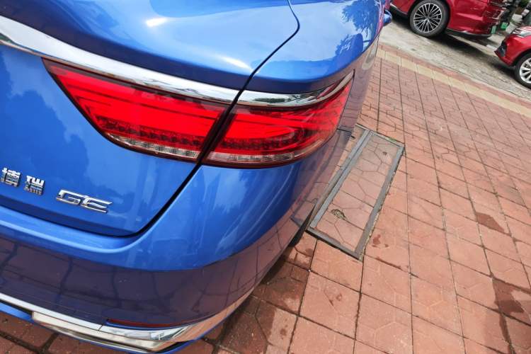 Used Geely Auto Emgrand GT New Energy 2018 1.5T PHEV Yaoyue Edition Exterior 6