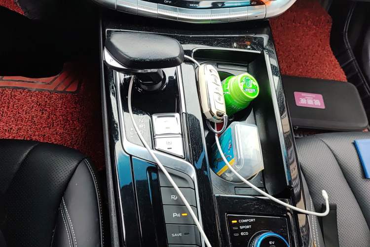 Used Geely Auto Emgrand GT New Energy 2018 1.5T PHEV Yao Ling Edition Gear Lever